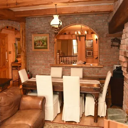 Copper Kettle Townhouse * Killarney